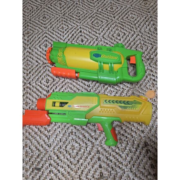 Buzz Bee Toys Other - NEW Buzz Bee Toys Water Warriors Air Pressure Gun Water Blaster Outlaw